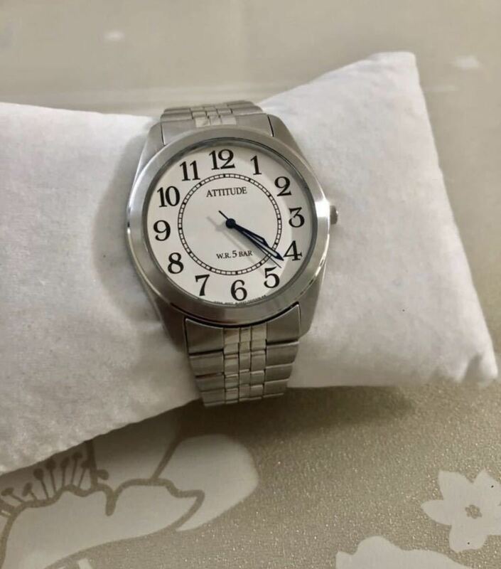 T019 新品同様 CITIZEN シチズン ATTITUDE クオーツ 腕時計 稼働品