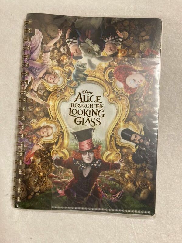 ◆　東宝　【ALICE　THROUGH THE LOOKING GRASS】　アリスインワンダーランド～時間の旅～　クリアファイル付きリングノート　◆