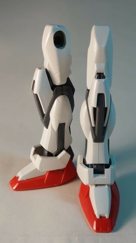 1/100 ランチャーストライクガンダム (機動戦士ガンダムSEED)　脚部　ガンプラ 完成品 ジャンク