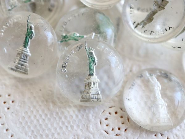 自由の女神 ジャーマン ヴィンテージ ラウンド ガラス インタリオ ドイツ製 ハンドメイド アクセサリー パーツ 13mm 4個