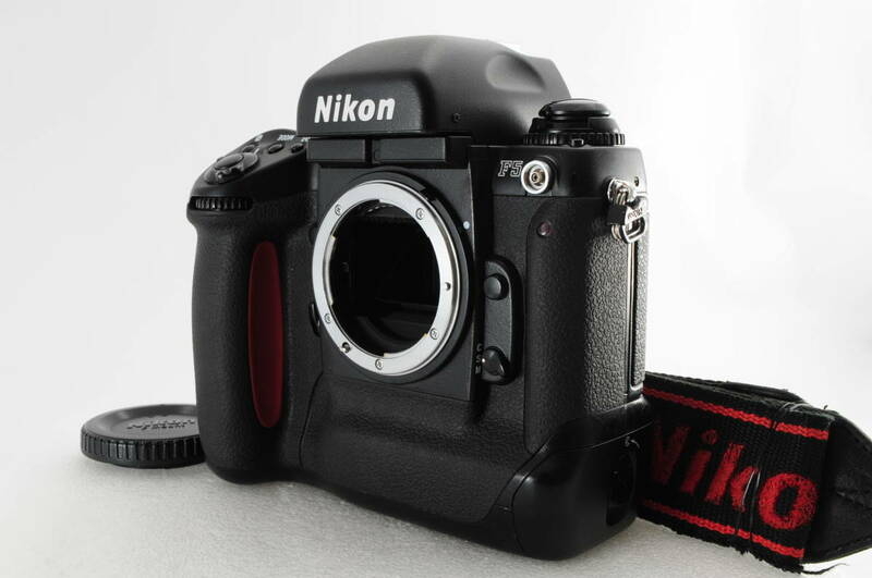 ★美品★ ニコン Nikon F5 一眼レフ フィルムカメラ♪各動作細かくチェックした完動品♪#087