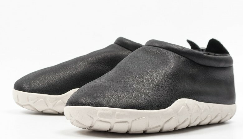 29cm●NIKE AIR MOC BOMBER ナイキ エアモック ボマー 黒 白 ボンバー NIKE 862439-001 スニーカー ACG エア モック チャッカ ボア