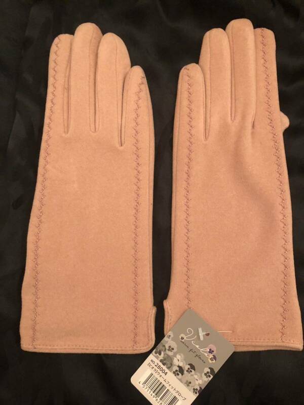 ビオラ　レディース手袋　定価7,800円　24㎝×9㎝　ピンク　フィット感抜群　人差し指にお花柄