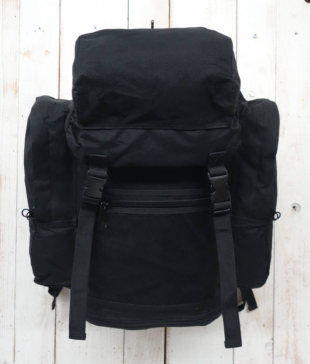 VINTAGE EU ヨーロッパ古着 ＊イギリス軍　NATO ＊SR97 ARMY RUCKSACK 　リュックサック 　フィールドパック　バックパック ＊ブラック