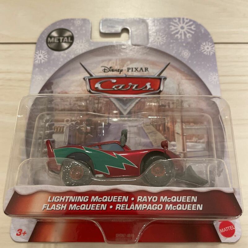 マテル カーズ　WINTERTIME LIGHTNING McQUEEN ウィンタータイム　ライトニング　マックィーン　ミニカー キャラクター　CARS クリスマス