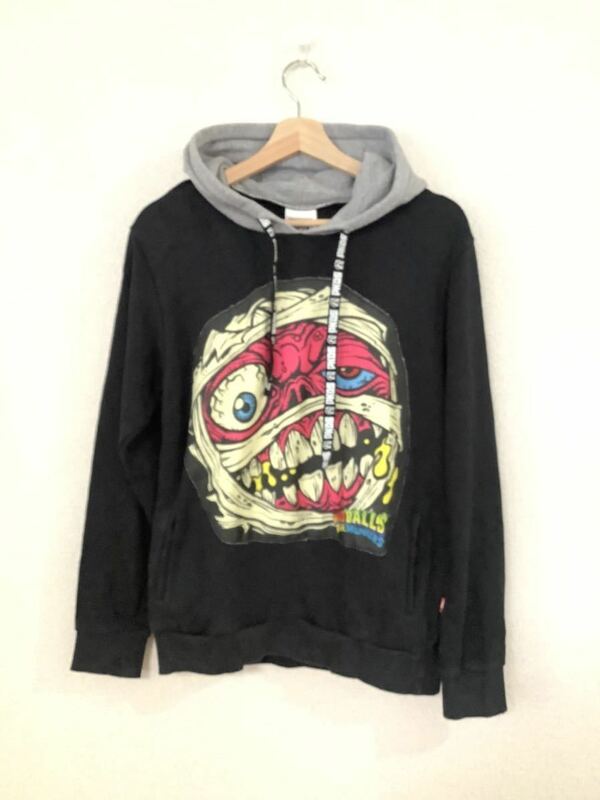 PUNK DRUNKERS パンクドランカーズ　MAD BALLS 切り替えスウェットパーカー　ブラック　ストリート　古着　HOODIE