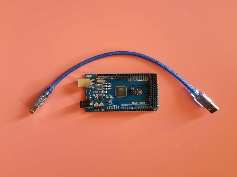 Arduino MEGA 2560 R3 互換ボード ＋ USBケーブル