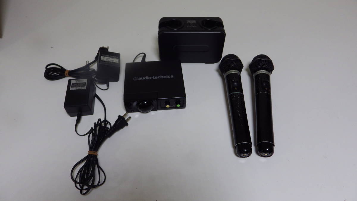 3【カラオケ】　赤外線マイク・レシーバー・充電スタンド　セット