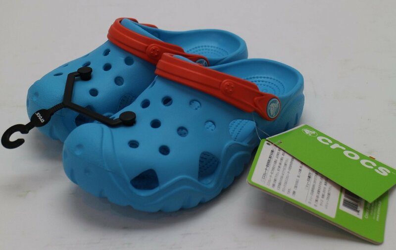 未使用 訳アリ crocs クロックス swiftwater clog k サンダル 子供 キッズ ブルー