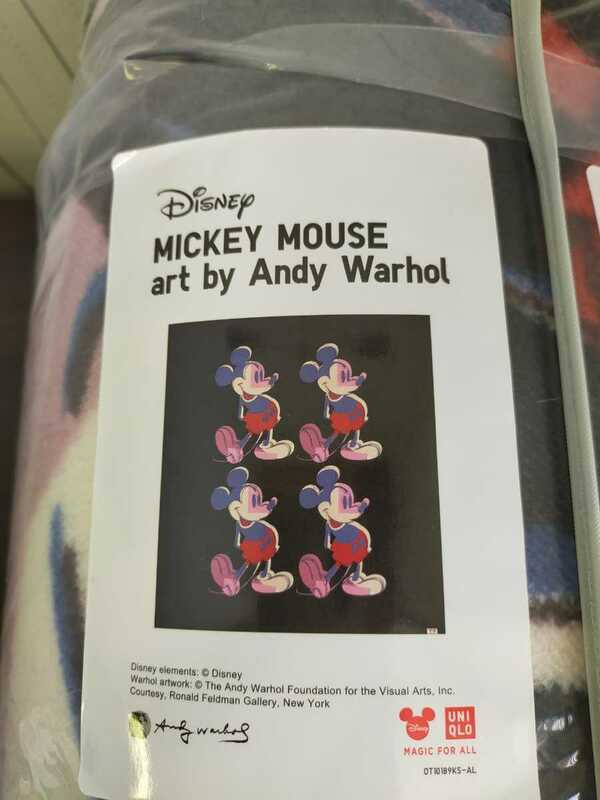 新品　ユニクロ　ディズニー　ミッキーマウス　ヒートテック毛布　ダブル　200×180cm