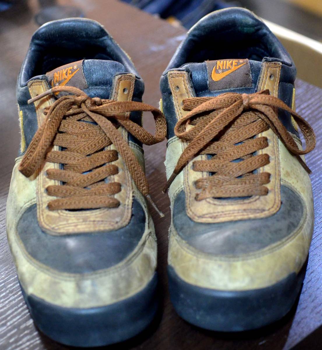 v278/NIKE ACG LAVA DOME LEATHER B 2001年　648054-081 難あり