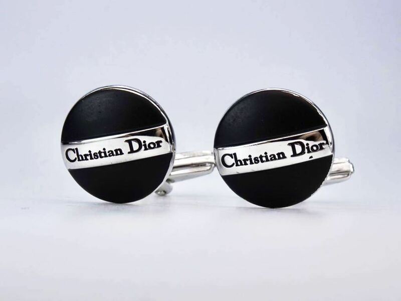 ディオール　ブラック　 Christian Dior ロゴ　シルバーライン　カフス　カフリンクス　cufflinks