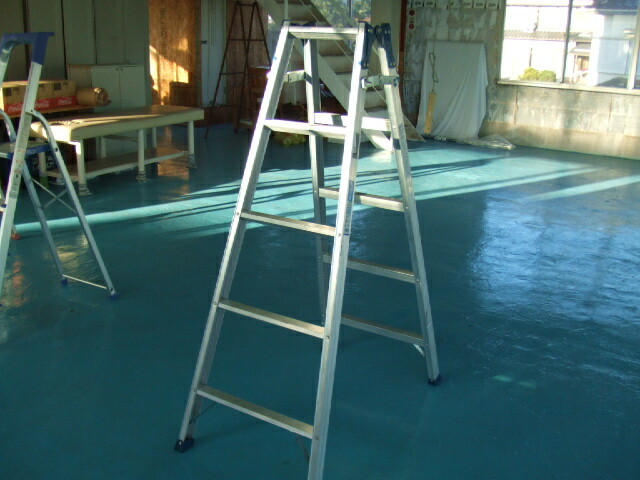 多機能　はしご併用脚立　最長2、９９ｍ　最大耐加重1０0kg 　軽量アルミ製　 脚立　はしご　美品