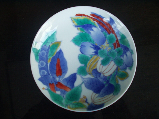 有田・小さな枠に大きな世界・色彩はあせない磁器・館林貞夫・錦野菜絵皿１枚
