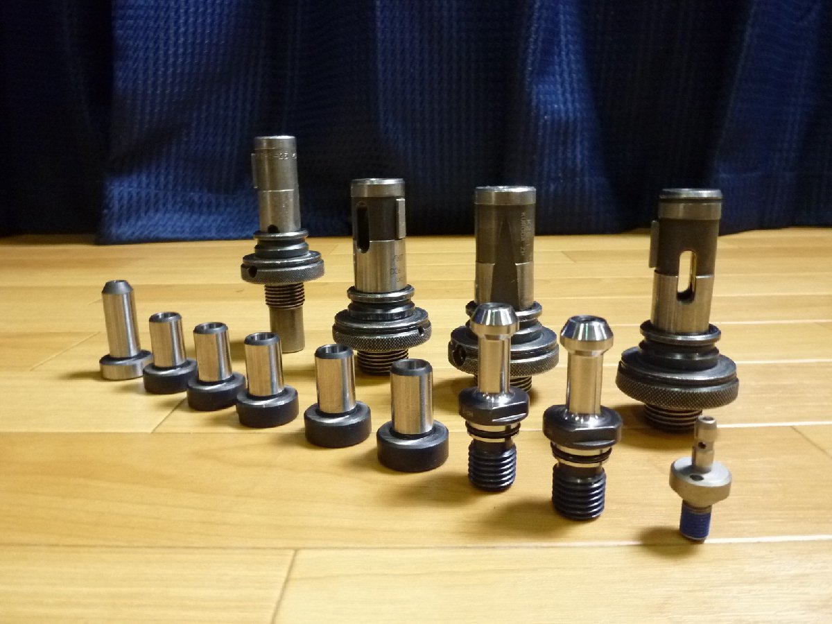 ▲ 黒田精工 クロダ ミーリングチャック 先端 13本セット 工具 機械部品 ▲ 50