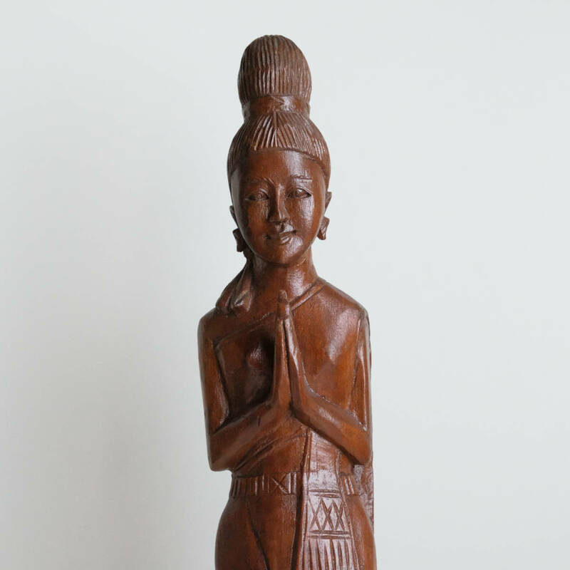 木彫りの女性像 民芸品 アジア 木製彫刻 飾り オブジェ 置物 民藝 