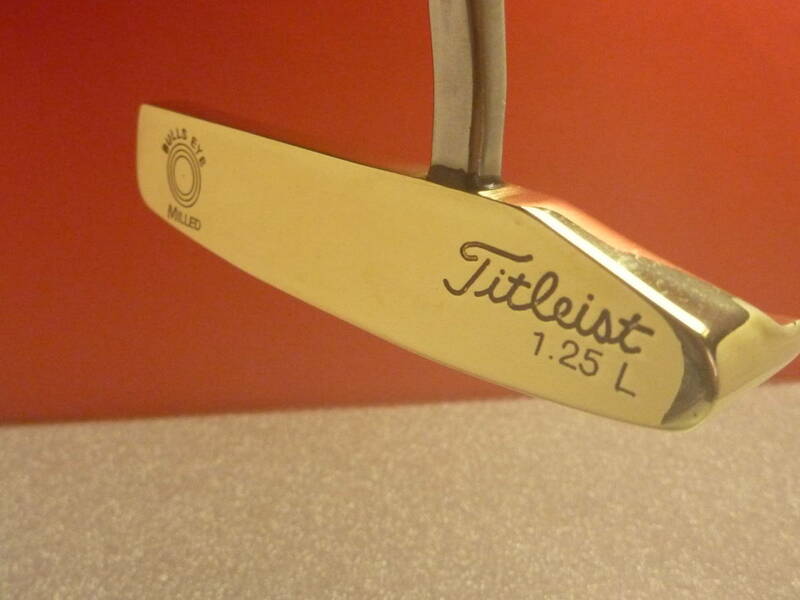 ☆美品★TITLEIST ☆SCOTTY CAMERON NEW GRIP（ピストルタイプ）☆正規品★３４インチ★タイトリスト☆☆