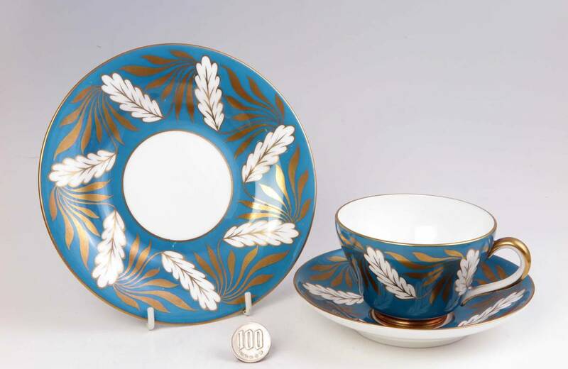 　　ウェジウッド　＝　豪華金彩　Old Cup&Saucer&Plate　= 　Y1246　=　 (1級品)　貴重品　