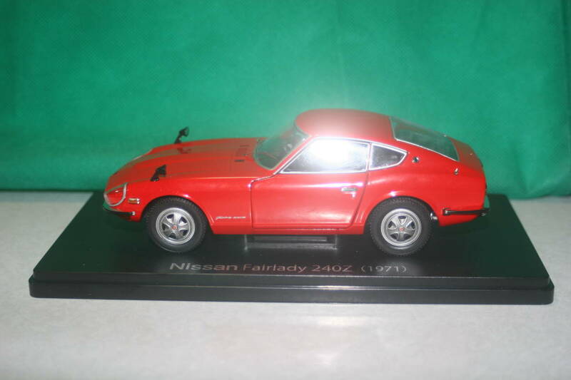 アシェット 国産名車コレクション 日産 フェアレディ 240Z (1971) 赤　1/24 　