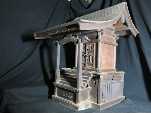 A　木製神殿　宝暦２年　江戸時代　芸州御手洗　建築　本殿　神道　神像