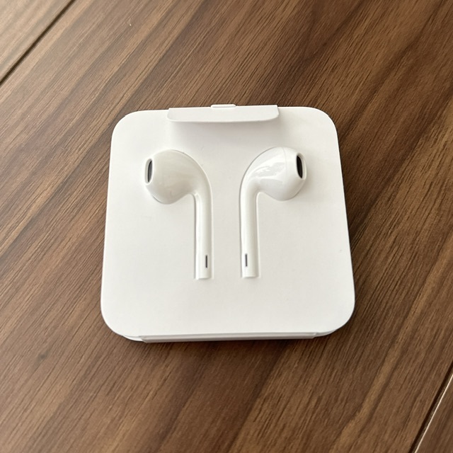 新品未使用 Apple アップル EarPods イヤフォン