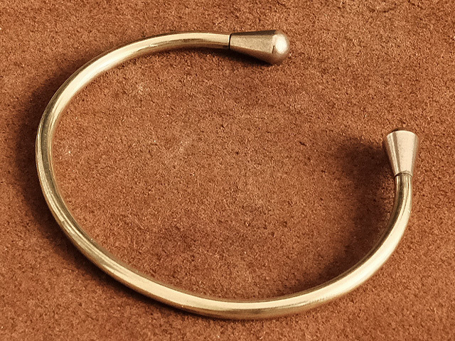 真鍮製 ドロップヘッド ブレスレット（Lサイズ）：メンズ レディース ブラス アクセ バングル インディアンジュエリー アンクレット