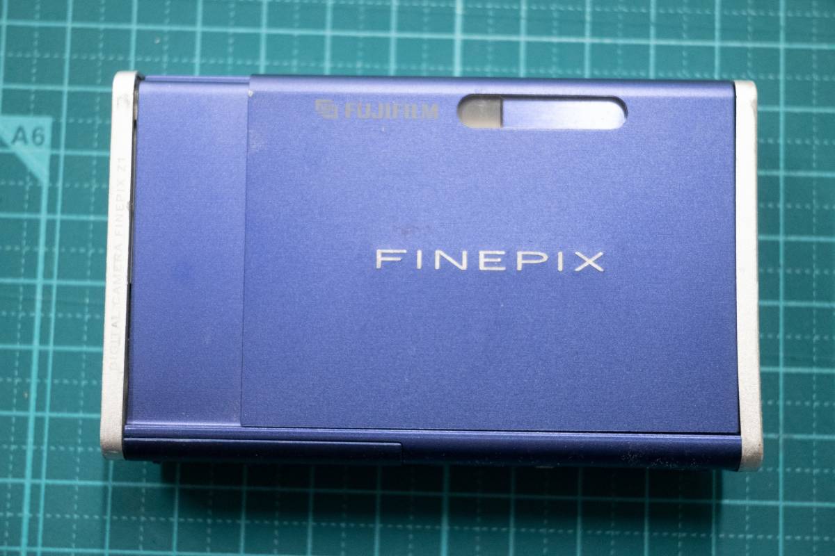 ★ フジフィルム FUJIFILM FinePix Z1 ブルー 店頭展示 模型 モックアップ 非可動品 R00134