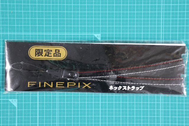 ★ フジフィルム FINEPIX ネックストラップ 新品 非売品 R00175