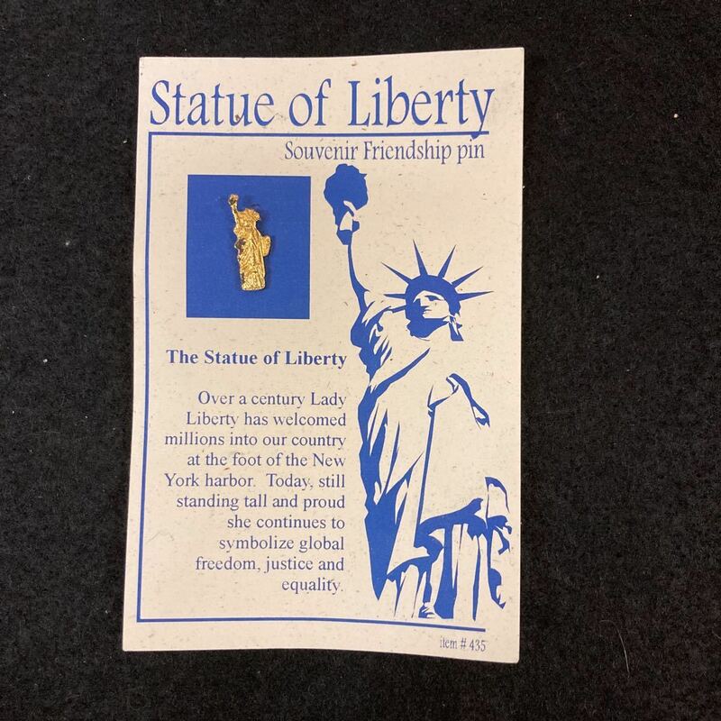 i726 自由の女神　ピンバッジ　Statue of Liberty 昭和レトロ