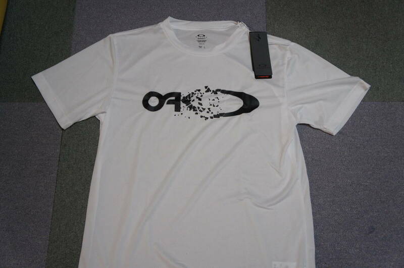 送込 新品 オークリー OAKLEY ENHANCE MESH SS TEE 11.0 ハイテク 速乾 半袖Tシャツ 格安 JP S 白