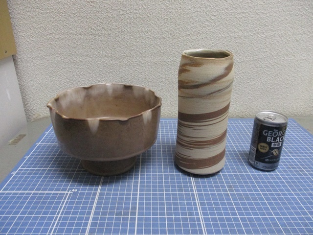 おしゃれ花器　陶房土と手　黒木千尋他　2点　検　 工芸品 陶芸 日本の陶磁 陶磁一般 その他