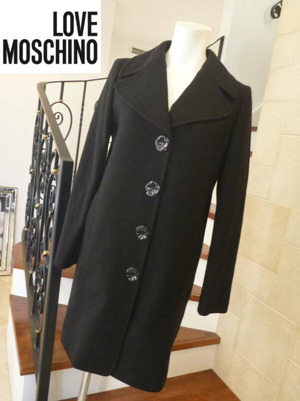 新品同様 LOVE MOSCHINO（ラブモスキーノ） ★黒　ブラック　コート　40　L相当