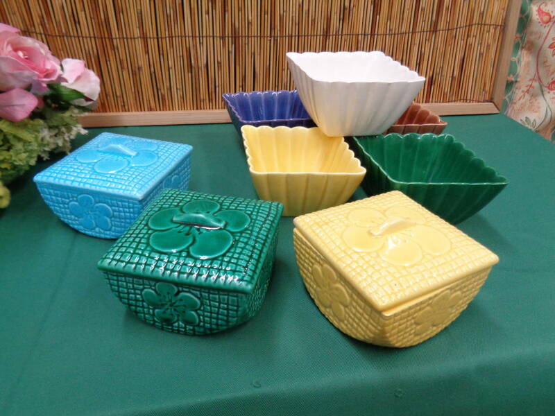 昭和レトロ　菱型小鉢5客＆蓋付容器3客　アソート色　鮮やか　陶器　和食器　未使用品