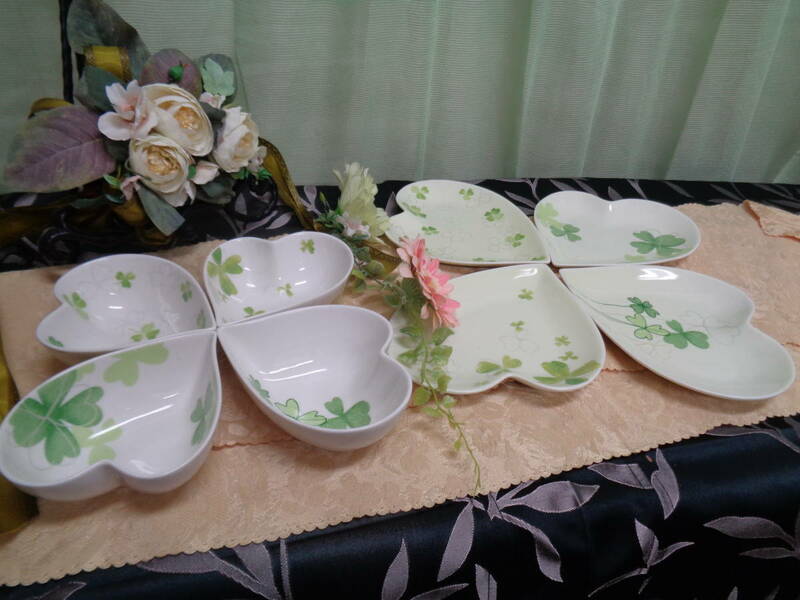 anan 　四つ葉クローバーデザイン　ハート型　皿＆小鉢　各4客セット　陶器　食器　未使用品