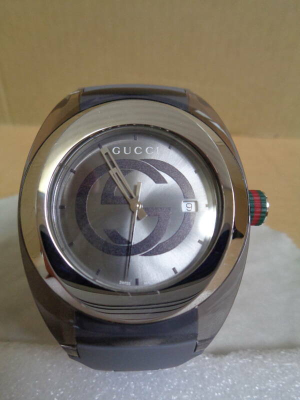 正常作動品　腕時計　GUCCI グッチ SYNC シンク ユニセックス　グレー　YA137109A　ブランド時計　