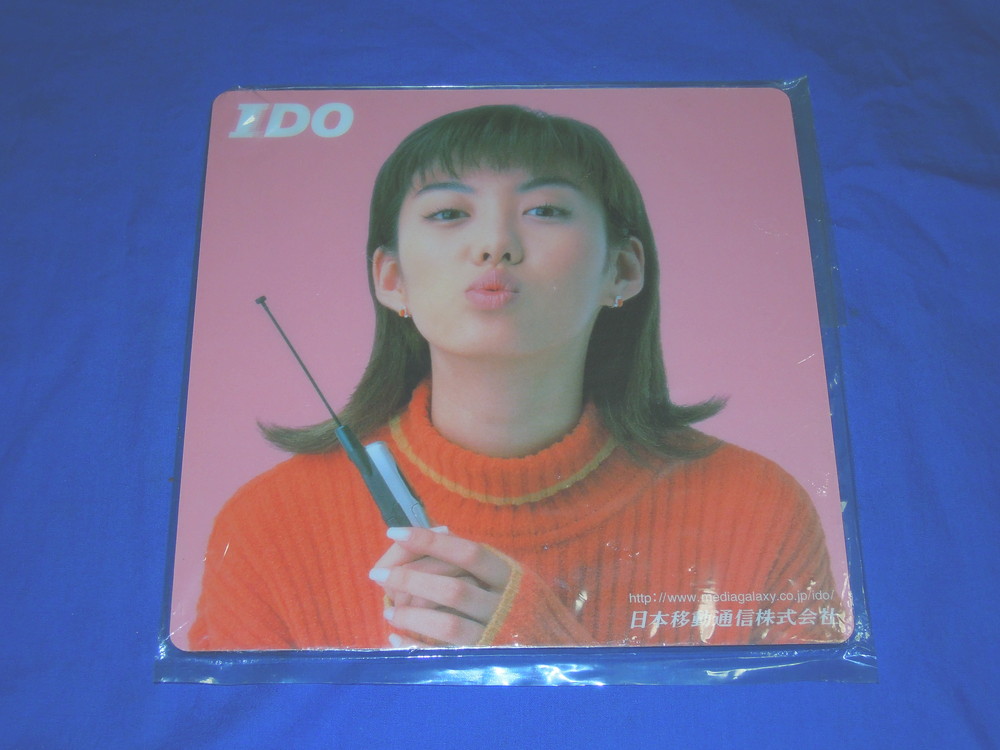 I023dg ともさかりえ日本移動通信マウスパッド 未使用品
