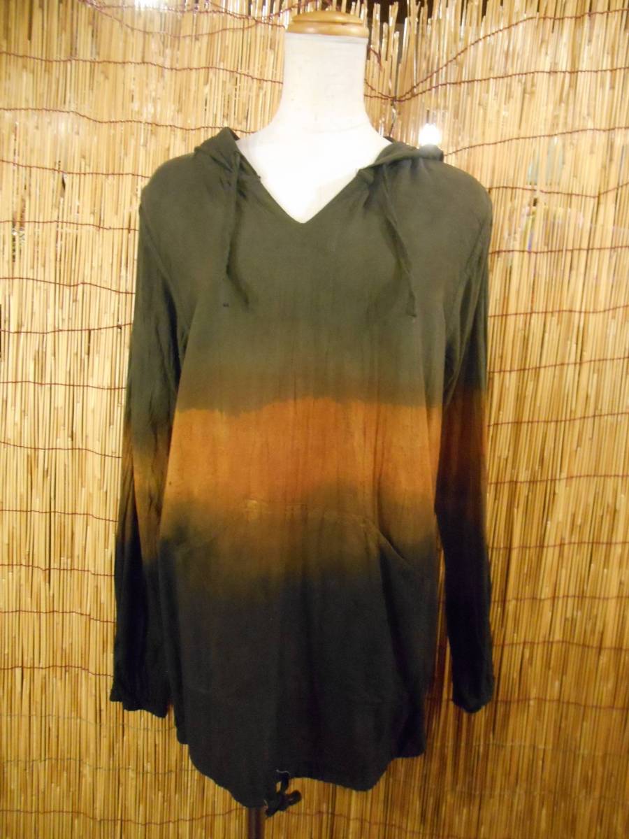 【送料込み／ＳＡＬＥ】⑦新品 男女兼用 手染め グラデーションタイダイ コットン素材 フード付き 長袖プルオーバー エスニック MAJAM