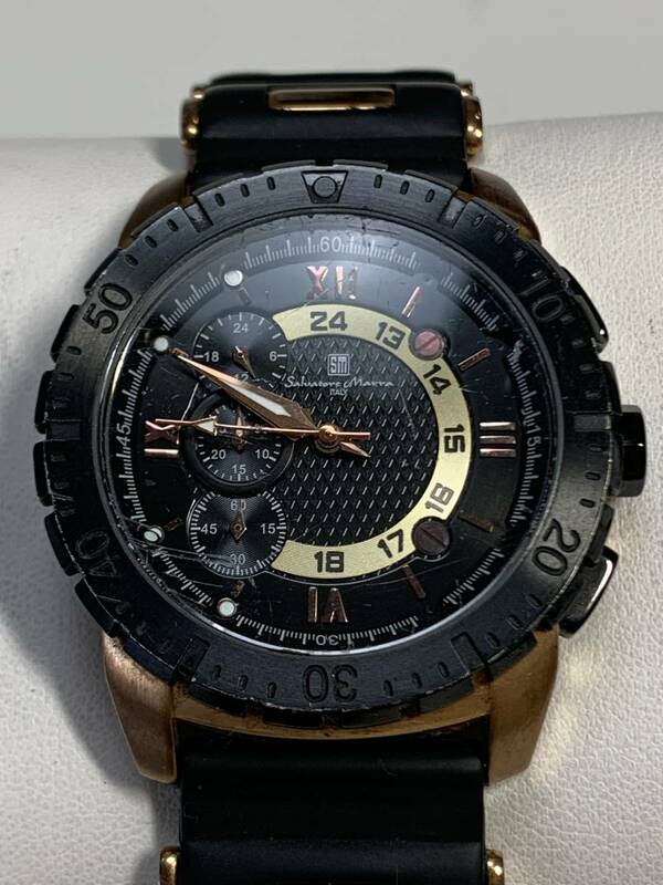 A212 メンズ腕時計　Salvatore Marra/サルバトーレ　マーラ　SM9032SS クロノグラフ　ダイバーズウォッチ　フェイス約直径4㎝