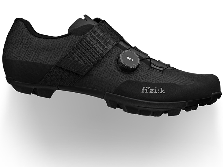 ●☆新品未使用品/FIZIK(フィジーク)//シューズ//FEROX CARBON[41.5 VEX1WMR1C 1010 , 26.7cm]ブラック//r26455●☆