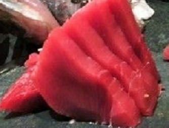 f『送料無料』 メバチ鮪赤身2.5kg マグロ水揚げ日本一の三崎産