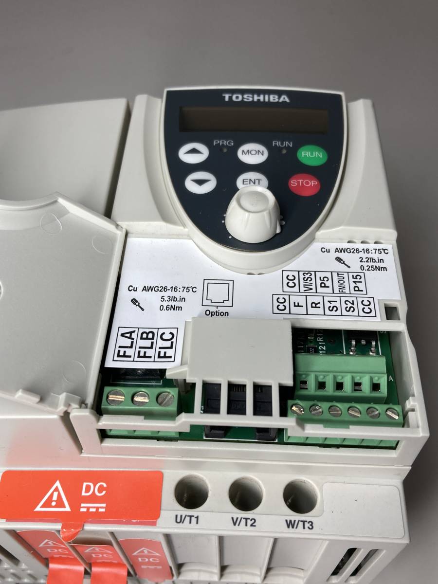 ②TOSHIBA TRANJISTOR INVERTER VFNC1-2015P 東芝　トランジスターインバーター　未使用　箱無し