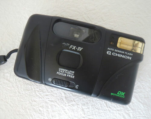 sin_068 アンティーク フイルム カメラ チノン CHINON 35mm フイルム カメラ コンパクト 1:4.5 FX-Ⅳ DX MOTORIZ ジャンク