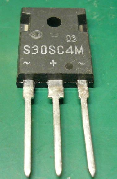 ショットキーダイオード ４０Ｖ／３０Ａ　新電元　３個セット