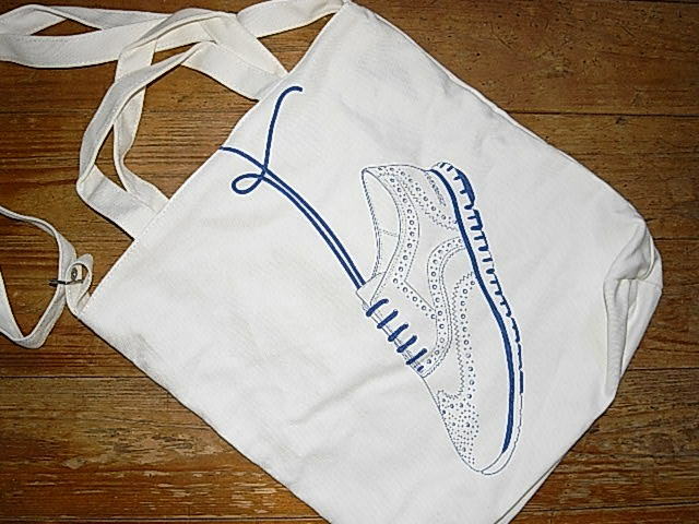 COLE HAAN TOTE 未使用。