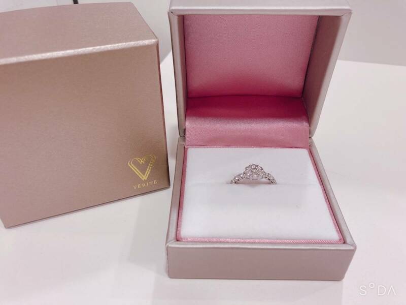 ◆【美品】VERITE ベリテ PT900 ダイヤモンドリング　1.00ct　ダイヤモンド（ハート＆キューピッド）