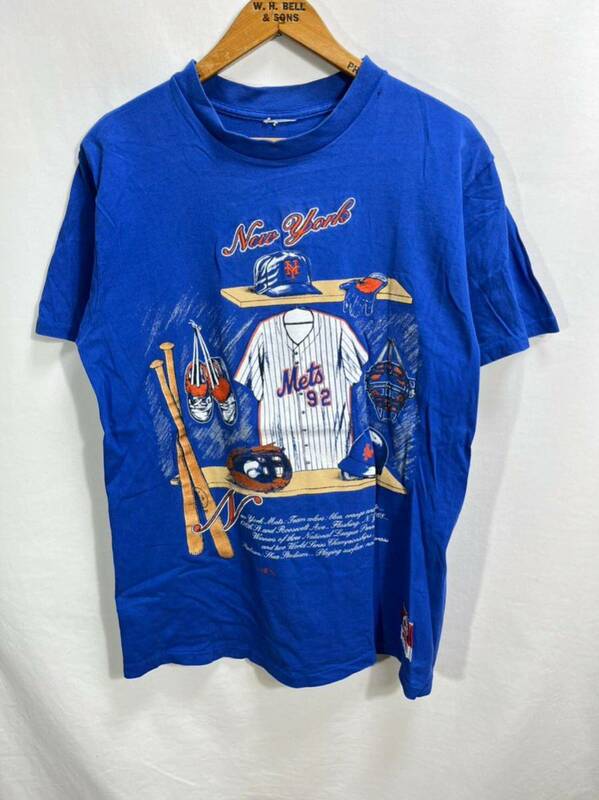 ■ 90s 90年代 ビンテージ USA製 MLB ニューヨーク メッツ ロッカー？ 刺繍ロゴ入り イラストプリント 半袖 Tシャツ 青 野球 ＃92 Mets ■