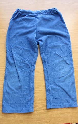 【USEDボーイ・110cm】秋冬にぴったり　薄手フリースのパジャマズボン　ブルー