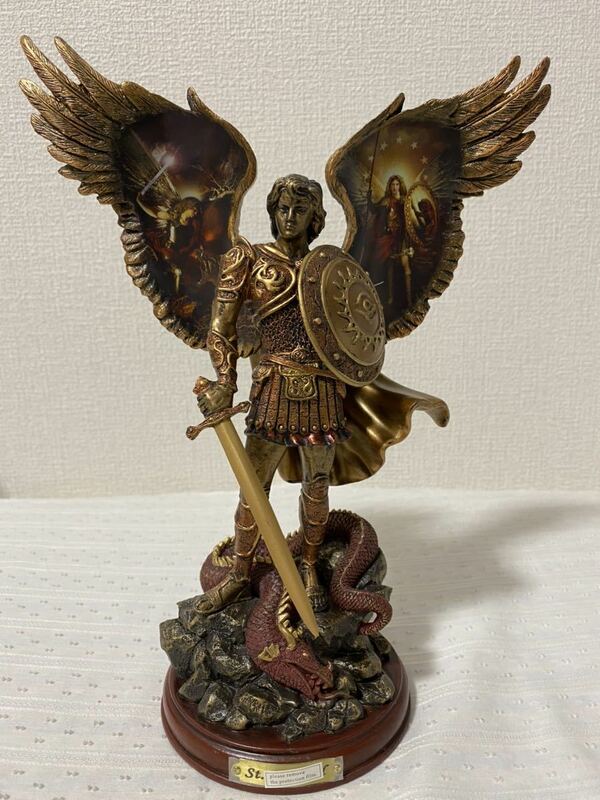 ブラッドフォード エクスチェンジ 勝利の戦士 聖天使ミカエル 彫像 彫刻