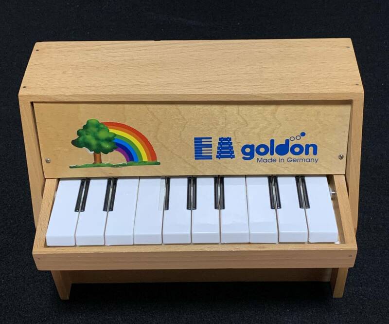※黒鍵部分欠損　ゴールドン　GOLDON　10音鍵盤　アップライト型トイピアノ　ドイツ製　ナチュラルウッド　音出し確認済み