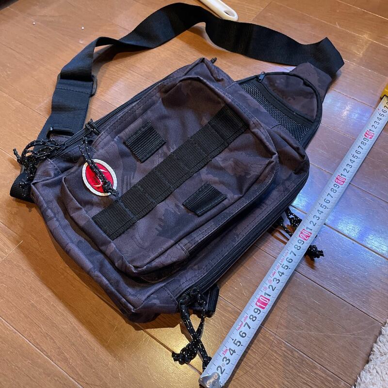 LSD フィッシングショルダーバッグ　中古品